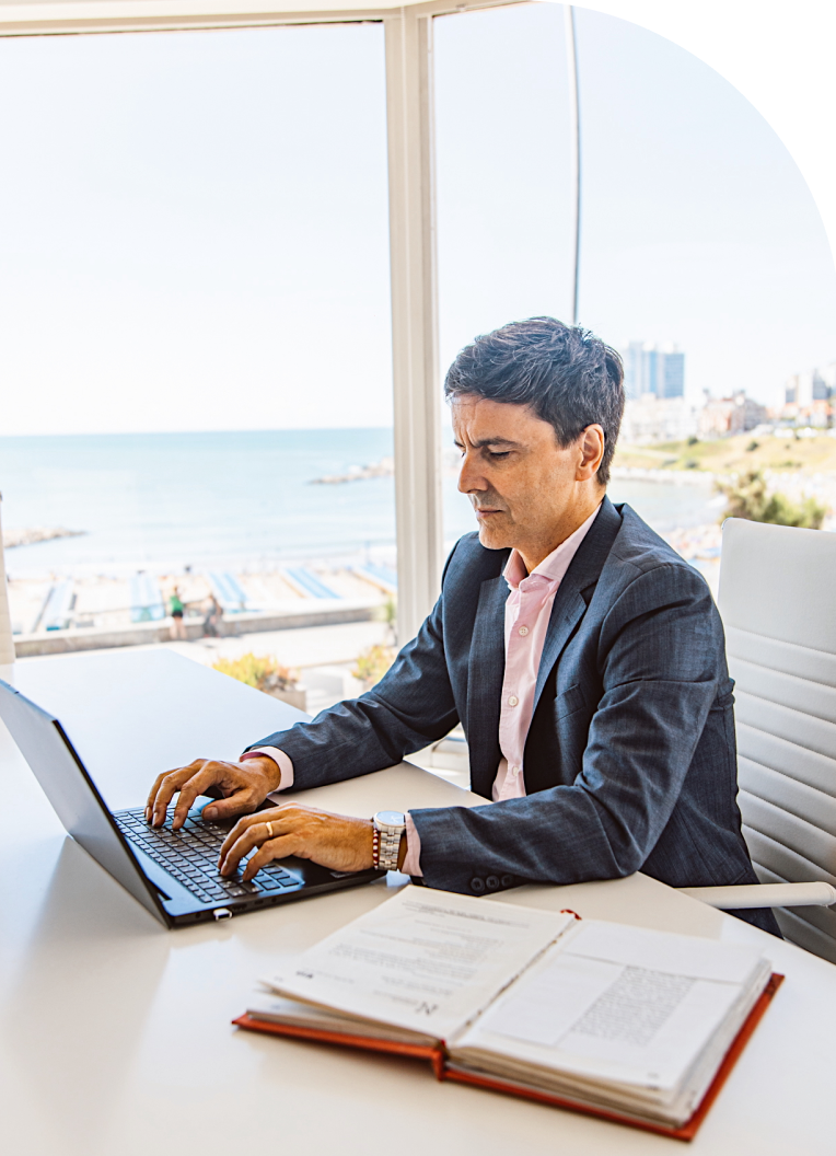 Fachada institucional